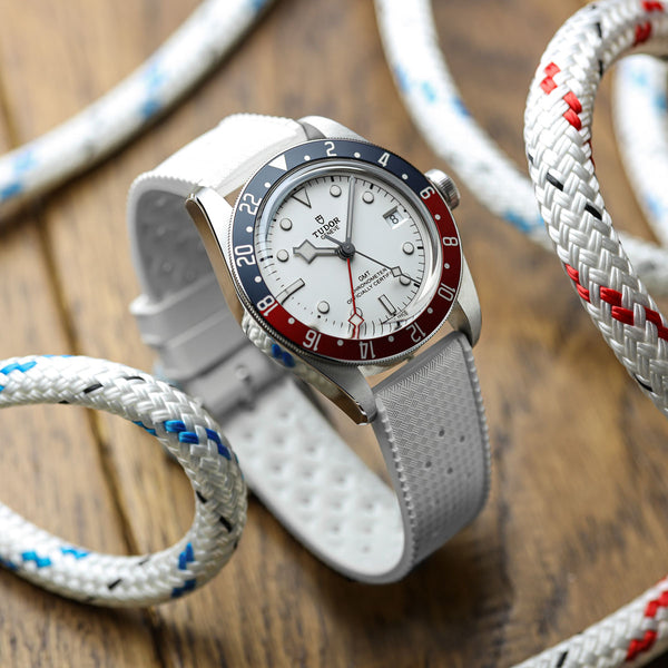 Discover Our White Watch Strap Collection ZULUDIVER