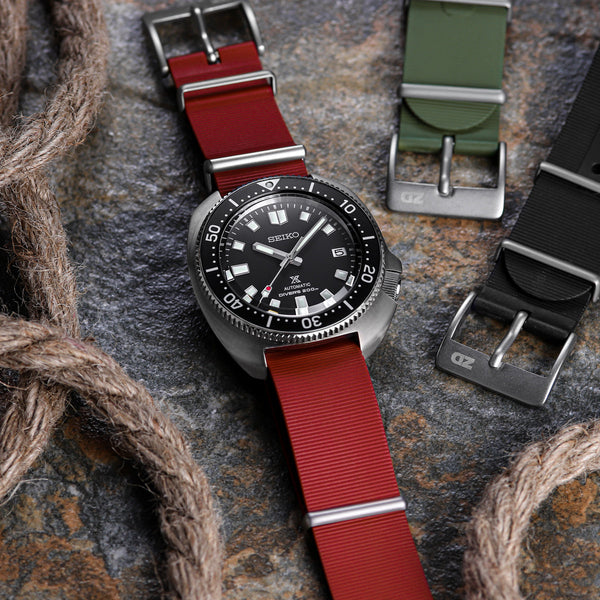 1973 British Military Watch Strap: 328 MARINE - Signal Red